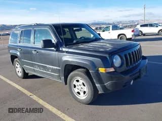 ✅ 2015 Jeep Patriot Sport • VIN: 1C4NJPBB7FD139800 • Lot: 43859902. Wystawiony na IAAI z przebiegiem 90 366 mil. Bezpłatny archiwum sprzedaży aukcyjnych z USA i szczegółowy raport historii pojazdu na DreamBid. Zdjęcie 1.