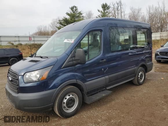 ✅ 2015 Ford Transit XL • VIN: 1FMZK1CM2FKB31879 • Lot: 77944234. Wystawiony na Copart z przebiegiem 159 210 mil. Bezpłatny archiwum sprzedaży aukcyjnych z USA i szczegółowy raport historii pojazdu na DreamBid. Zdjęcie 1.
