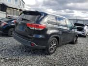 ✅ 2017 Toyota Highlander XLE • VIN: 5TDJZRFH8HS365630 • Lot: 91364445. Listed on Copart with 223,343 mi. Free auction sales archive from the USA and detailed vehicle history report at DreamBid. Image 3.