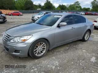 2011 Hyundai Genesis z VIN KMHGC4DE3BU131675, wystawiony jako Copart lot #54255134 z przebiegiem 192 926 mil mil oraz Szkoda całkowita • Salvage title. Historia ofert i sprzedaży dostępna na DreamBid. Obrazek 1.