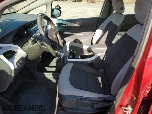 ✅ 2017 Chevrolet Bolt EV LT • VIN: 1G1FW6S08H4143610 • Lot: 48076205. Wystawiony na Copart z przebiegiem 193 670 mil. Bezpłatny archiwum sprzedaży aukcyjnych z USA i szczegółowy raport historii pojazdu na DreamBid. Zdjęcie 7.