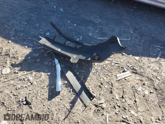 ✅ 2006 Chevrolet Equinox LT • VIN: 2CNDL73F666135576 • Лот: 48023865. Опубликован ранее на Copart с пробегом 163 748 миль. Бесплатный доступ к архиву аукционных продаж из США и подробный отчёт об истории автомобиля на DreamBid. Изображение 15.