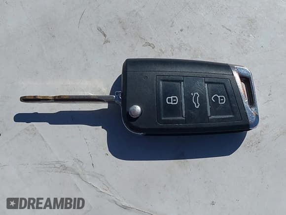 ✅ 2015 Ford Expedition Max XLT • VIN: 1FMJK1JT5FEF32171 • Lot: 42865293. Listed on IAAI with 197,568 mi. Free auction sales archive from the USA and detailed vehicle history report at DreamBid. Image 11.