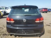 ✅ 2013 Volkswagen Golf GTI Autobahn • VIN: WVWGD7AJ1DW009098 • Lot: 68626085. Wystawiony na Copart z przebiegiem 77 739 mil. Bezpłatny archiwum sprzedaży aukcyjnych z USA i szczegółowy raport historii pojazdu na DreamBid. Zdjęcie 6.