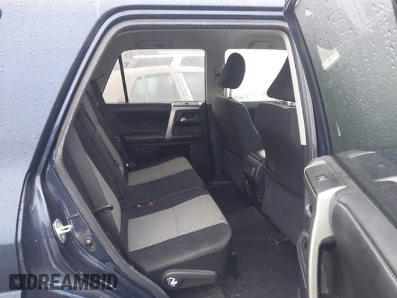 ✅ 2016 Toyota 4Runner Limited • VIN: JTEBU5JR8G5320859 • Lot: 43733615. Listed on IAAI with 77,825 mi. Free auction sales archive from the USA and detailed vehicle history report at DreamBid. Image 8.