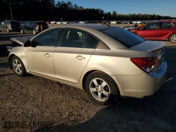 ✅ 2016 Chevrolet Cruze LT • VIN: 1G1PE5SB1G7208636 • Лот: 90523135. Опубликован ранее на Copart с пробегом 99 055 миль. Бесплатный доступ к архиву аукционных продаж из США и подробный отчёт об истории автомобиля на DreamBid. Изображение 2.