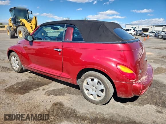 ✅ 2005 Chrysler PT Cruiser Touring • VIN: 3C3EY55XX5T338165 • Лот: 82237725. Опубликован ранее на Copart с пробегом 34 784 миль. Бесплатный доступ к архиву аукционных продаж из США и подробный отчёт об истории автомобиля на DreamBid. Изображение 2.