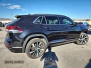 ✅ 2025 Volkswagen Atlas SEL Premium R-Line • VIN: 1V2FE2CA2SC202561 • Lot: 92491325. Wystawiony na Copart z przebiegiem 6 905 mil. Bezpłatny archiwum sprzedaży aukcyjnych z USA i szczegółowy raport historii pojazdu na DreamBid. Zdjęcie 3.