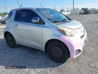 ✅ 2012 Scion iQ • VIN: JTNJJXB00CJ013817 • Lot: 43211133. Wystawiony na IAAI z przebiegiem 124 935 mil. Bezpłatny archiwum sprzedaży aukcyjnych z USA i szczegółowy raport historii pojazdu na DreamBid. Zdjęcie 1.