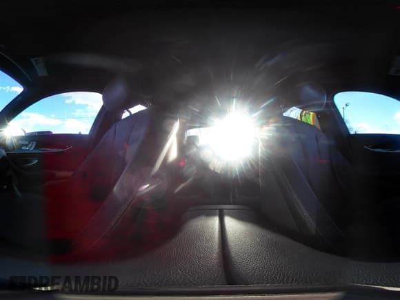 ✅ 2021 Mercedes-Benz E 450 • VIN: W1KZF5KB8MB002449 • Lot: 41224307. Wystawiony na IAAI z przebiegiem 57 093 mil. Bezpłatny archiwum sprzedaży aukcyjnych z USA i szczegółowy raport historii pojazdu na DreamBid. Zdjęcie 19.