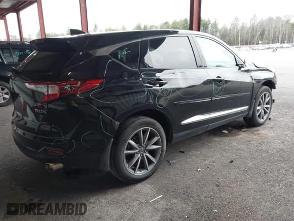 ✅ 2019 Acura RDX Technology • VIN: 5J8TC1H57KL007475 • Lot: 43745242. Listed on IAAI with 29,918 mi. Free auction sales archive from the USA and detailed vehicle history report at DreamBid. Image 4.