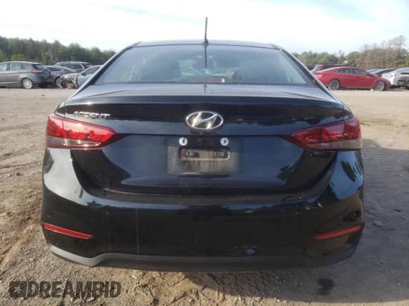 2021 Hyundai Accent SE z VIN 3KPC24A6XME135212, wystawiony jako Copart lot #68827703 z przebiegiem 52 385 mil mil oraz . Historia ofert i sprzedaży dostępna na DreamBid. Obrazek 6.