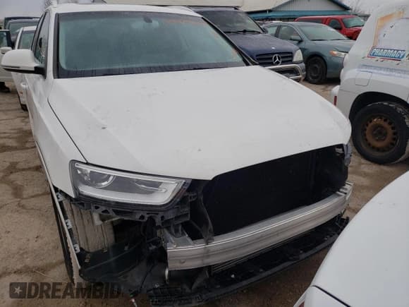 ✅ 2015 Audi Q3 Premium Plus • VIN: WA1EFCFS3FR000975 • Lot: 69499682. Wystawiony na Copart z przebiegiem 93 061 mil. Bezpłatny archiwum sprzedaży aukcyjnych z USA i szczegółowy raport historii pojazdu na DreamBid. Zdjęcie 5.