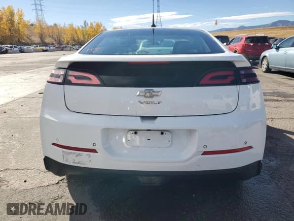 ✅ 2014 Chevrolet Volt • VIN: 1G1RA6E42EU149702 • Lot: 77157684. Wystawiony na Copart z przebiegiem 205 926 mil. Bezpłatny archiwum sprzedaży aukcyjnych z USA i szczegółowy raport historii pojazdu na DreamBid. Zdjęcie 6.