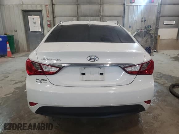 ✅ 2014 Hyundai Sonata GLS • VIN: 5NPEB4AC2EH903633 • Lot: 71265573. Listed on Copart with Not provided. Free auction sales archive from the USA and detailed vehicle history report at DreamBid. Image 6.