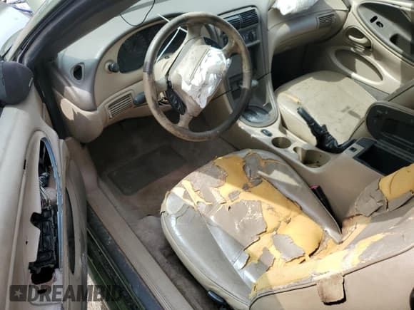 ✅ 2004 Ford Mustang Deluxe • VIN: 1FAFP44694F133635 • Lot: 50216915. Listed on Copart with Not provided. Free auction sales archive from the USA and detailed vehicle history report at DreamBid. Image 8.