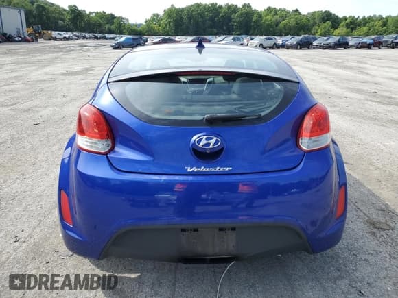 ✅ 2014 Hyundai Veloster • VIN: KMHTC6ADXEU194525 • Lot: 65131764. Wystawiony na Copart z przebiegiem 124 560 mil. Bezpłatny archiwum sprzedaży aukcyjnych z USA i szczegółowy raport historii pojazdu na DreamBid. Zdjęcie 6.