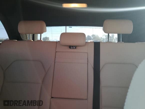 ✅ 2017 Mercedes-Benz B B 250e • VIN: WDDVP9AB7HJ012468 • Lot: 82775875. Wystawiony na Copart z przebiegiem 53 019 mil. Bezpłatny archiwum sprzedaży aukcyjnych z USA i szczegółowy raport historii pojazdu na DreamBid. Zdjęcie 10.