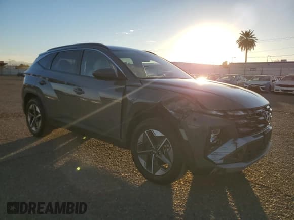 ✅ 2025 Hyundai Tucson SEL • VIN: 5NMJB3DE0SH465757 • Лот: 92328315. Опубликован ранее на Copart с пробегом 20 716 миль. Бесплатный доступ к архиву аукционных продаж из США и подробный отчёт об истории автомобиля на DreamBid. Изображение 4.