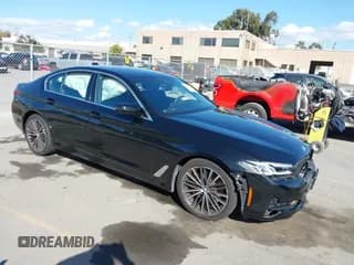 ✅ 2021 BMW 5 Series 530i • VIN: WBA53BH0XMCF31014 • Лот: 43634892. Опубликован ранее на IAAI с пробегом 51 943 миль. Бесплатный доступ к архиву аукционных продаж из США и подробный отчёт об истории автомобиля на DreamBid. Изображение 1.