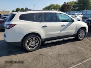 ✅ 2015 Chevrolet Traverse LT • VIN: 1GNKRGKD7FJ147708 • Lot: 70055964. Wystawiony na Copart z przebiegiem 123 848 mil. Bezpłatny archiwum sprzedaży aukcyjnych z USA i szczegółowy raport historii pojazdu na DreamBid. Zdjęcie 3.