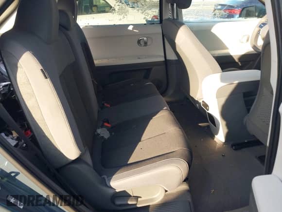 ✅ 2024 Hyundai Ioniq 5 SE Standard Range • VIN: KM8KM4DB0RU321327 • Lot: 41396112. Wystawiony na IAAI z przebiegiem 4 301 mil. Bezpłatny archiwum sprzedaży aukcyjnych z USA i szczegółowy raport historii pojazdu na DreamBid. Zdjęcie 8.