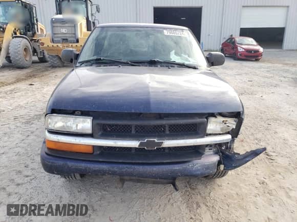 2002 Chevrolet S-10 LS с VIN 1GCCS19W028222496, выставлен на аукционе Copart как лот 79885724 с пробегом 170 291 миль миль и Списание • Salvage title. История ставок и продаж доступна на DreamBid. Изображение 5.