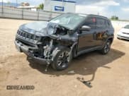 ✅ 2018 Jeep Compass Trailhawk • VIN: 3C4NJDDB6JT403894 • Lot: 71700245. Wystawiony na Copart z przebiegiem 112 187 mil. Bezpłatny archiwum sprzedaży aukcyjnych z USA i szczegółowy raport historii pojazdu na DreamBid. Zdjęcie 1.