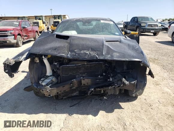 ✅ 2017 Dodge Challenger SXT • VIN: 2C3CDZAG4HH561217 • Lot: 74090864. Wystawiony na Copart z przebiegiem 76 425 mil. Bezpłatny archiwum sprzedaży aukcyjnych z USA i szczegółowy raport historii pojazdu na DreamBid. Zdjęcie 5.