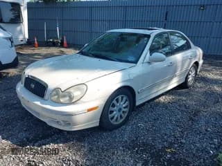 ✅ 2003 Hyundai Sonata GLS • VIN: KMHWF35HX3A884760 • Lot: 42564099. Listed on IAAI with 143,998 mi. Free auction sales archive from the USA and detailed vehicle history report at DreamBid. Image 2.