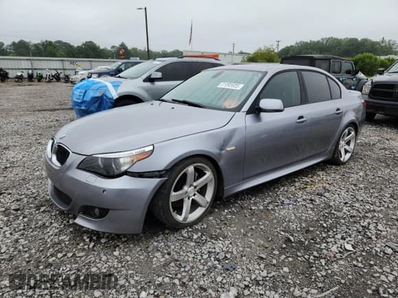✅ 2006 BMW 5 Series 550i • VIN: WBANB53576CP02941 • Лот: 61995605. Опубликован ранее на Copart с пробегом Не указан. Бесплатный доступ к архиву аукционных продаж из США и подробный отчёт об истории автомобиля на DreamBid. Изображение 1.