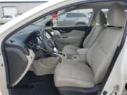 ✅ 2020 Nissan Rogue S • VIN: JN1BJ1CW3LW649646 • Lot: 92624745. Wystawiony na Copart z przebiegiem 44 651 mil. Bezpłatny archiwum sprzedaży aukcyjnych z USA i szczegółowy raport historii pojazdu na DreamBid. Zdjęcie 7.