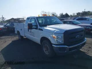 ✅ 2016 Ford F-250 XL • VIN: 1FD7X2A68GEB34157 • Лот: 41903154. Опубликован ранее на IAAI с пробегом 198 619 миль. Бесплатный доступ к архиву аукционных продаж из США и подробный отчёт об истории автомобиля на DreamBid. Изображение 1.