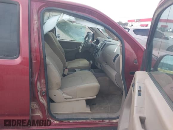 ✅ 2016 Nissan Frontier SV • VIN: 1N6AD0ER6GN707839 • Lot: 43580692. Listed on IAAI with 215,634 mi. Free auction sales archive from the USA and detailed vehicle history report at DreamBid. Image 5.