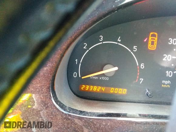 ✅ 2005 Saab 9-5 Arc • VIN: YS3ED49A953506826 • Lot: 41658824. Wystawiony na IAAI z przebiegiem 233 824 mil. Bezpłatny archiwum sprzedaży aukcyjnych z USA i szczegółowy raport historii pojazdu na DreamBid. Zdjęcie 7.