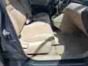 2001 Toyota Highlander с VIN JTEGD21A110013701, выставлен на аукционе IAAI как лот 42605538 с пробегом 233 014 миль миль и . История ставок и продаж доступна на DreamBid. Изображение 5.