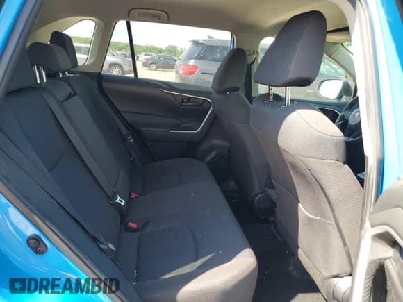 ✅ 2020 Toyota RAV4 LE • VIN: JTMF1RFV0LD067595 • Лот: 57526815. Опубликован ранее на Copart с пробегом 52 166 миль. Бесплатный доступ к архиву аукционных продаж из США и подробный отчёт об истории автомобиля на DreamBid. Изображение 11.