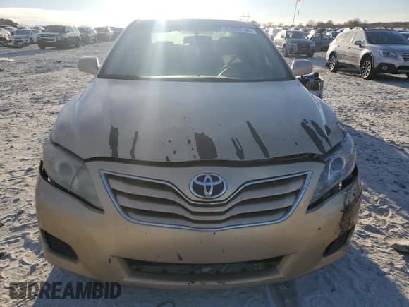 ✅ 2011 Toyota Camry LE • VIN: 4T1BF3EK6BU689309 • Lot: 93239745. Wystawiony na Copart z przebiegiem 228 889 mil. Bezpłatny archiwum sprzedaży aukcyjnych z USA i szczegółowy raport historii pojazdu na DreamBid. Zdjęcie 5.