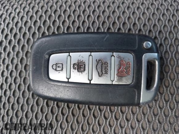 ✅ 2013 Hyundai Genesis Coupe R-Spec • VIN: KMHHT6KD3DU095807 • Lot: 41130037. Wystawiony na IAAI z przebiegiem 107 086 mil. Bezpłatny archiwum sprzedaży aukcyjnych z USA i szczegółowy raport historii pojazdu na DreamBid. Zdjęcie 11.