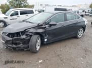 ✅ 2017 Chevrolet Cruze Premier • VIN: 1G1BF5SM6H7198275 • Lot: 43436246. Listed on IAAI with 24,435 mi. Free auction sales archive from the USA and detailed vehicle history report at DreamBid. Image 17.