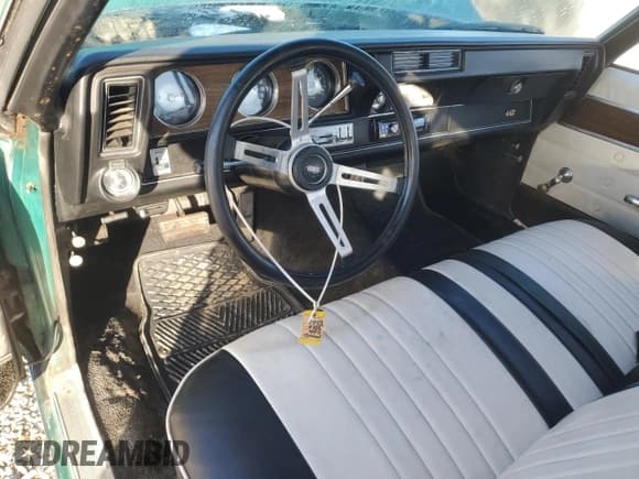 ✅ 1972 Oldsmobile Cutlass • VIN: 3G87H2M101964 • Лот: 84591325. Опубликован ранее на Copart с пробегом 254 692 миль. Бесплатный доступ к архиву аукционных продаж из США и подробный отчёт об истории автомобиля на DreamBid. Изображение 8.