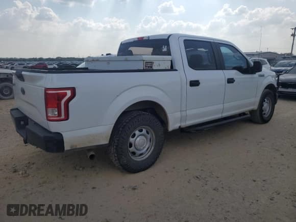 ✅ 2017 Ford F-150 XL • VIN: 1FTEW1CF4HKD20853 • Лот: 89618215. Опубликован ранее на Copart с пробегом 259 288 миль. Бесплатный доступ к архиву аукционных продаж из США и подробный отчёт об истории автомобиля на DreamBid. Изображение 3.