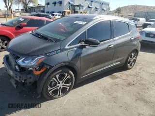 ✅ 2020 Chevrolet Bolt EV Premier • VIN: 1G1FZ6S02L4131727 • Lot: 52995245. Wystawiony na Copart z przebiegiem 32 397 mil. Bezpłatny archiwum sprzedaży aukcyjnych z USA i szczegółowy raport historii pojazdu na DreamBid. Zdjęcie 1.
