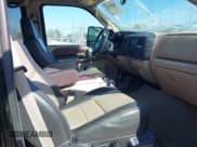 ✅ 2005 Ford Excursion Eddie Bauer • VIN: 1FMSU45P25EA84323 • Lot: 43915927. Listed on IAAI with 149,891 mi. Free auction sales archive from the USA and detailed vehicle history report at DreamBid. Image 5.