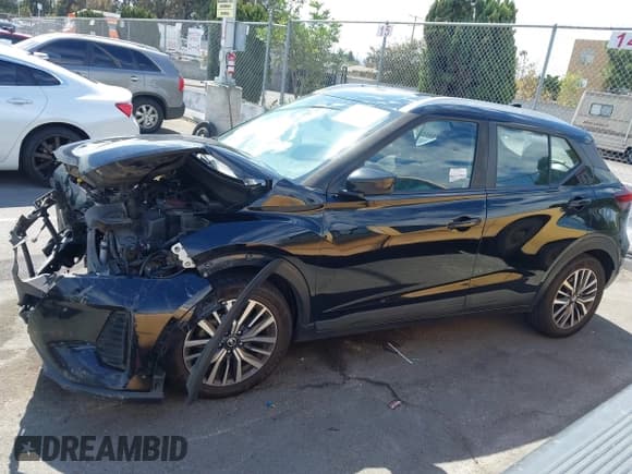 ✅ 2021 Nissan Kicks SV • VIN: 3N1CP5CV0ML489346 • Lot: 43277896. Listed on IAAI with 168,498 mi. Free auction sales archive from the USA and detailed vehicle history report at DreamBid. Image 15.