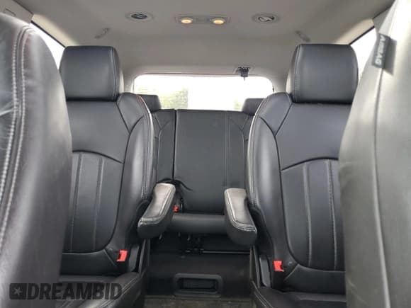 ✅ 2014 Chevrolet Traverse LTZ • VIN: 1GNKVJKD1EJ327824 • Lot: 73388324. Wystawiony na Copart z przebiegiem 164 521 mil. Bezpłatny archiwum sprzedaży aukcyjnych z USA i szczegółowy raport historii pojazdu na DreamBid. Zdjęcie 10.