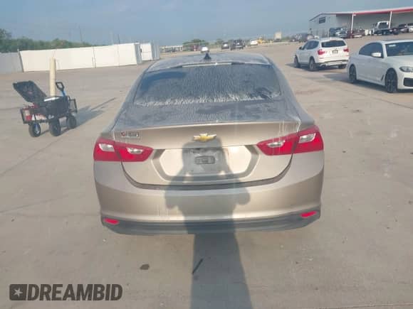 2022 Chevrolet Malibu LS с VIN 1G1ZB5ST7NF215247, выставлен на аукционе IAAI как лот 43224426 с пробегом 108 486 миль миль и . История ставок и продаж доступна на DreamBid. Изображение 16.