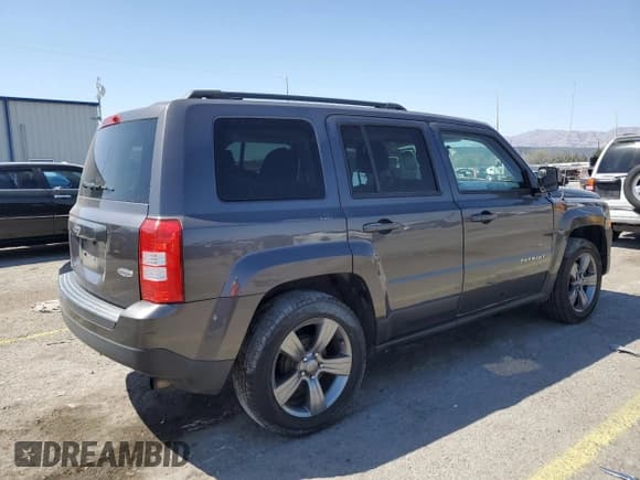 ✅ 2015 Jeep Patriot High Altitude • VIN: 1C4NJPFA7FD158056 • Lot: 52633505. Listed on Copart with 123,753 mi. Free auction sales archive from the USA and detailed vehicle history report at DreamBid. Image 3.