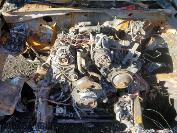 ✅ 2002 Chevrolet Silverado 2500HD LT • VIN: 1GCHK23152F153955 • Лот: 93666755. Опубликован ранее на Copart с пробегом Не указан. Бесплатный доступ к архиву аукционных продаж из США и подробный отчёт об истории автомобиля на DreamBid. Изображение 11.