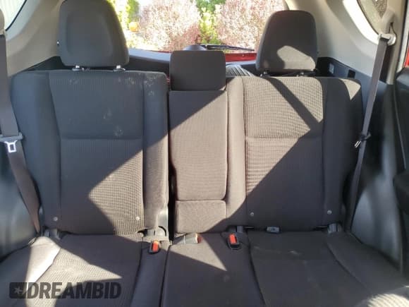 ✅ 2017 Toyota RAV4 LE • VIN: JTMBFREVXHJ170565 • Лот: 91215745. Опубликован ранее на Copart с пробегом 102 456 миль. Бесплатный доступ к архиву аукционных продаж из США и подробный отчёт об истории автомобиля на DreamBid. Изображение 10.